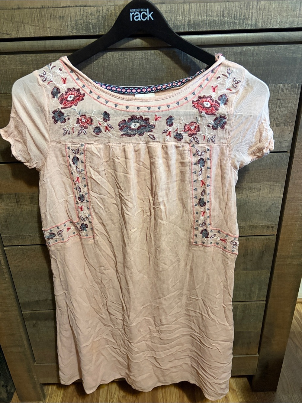 Knox Rose Blush Embroidered Short-Sleeve Midi Dress